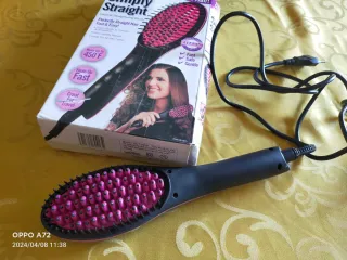 Piastra capelli o spazzoLa a caldo.