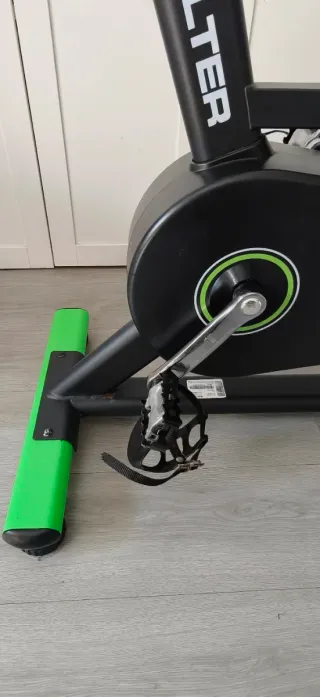 Bicicleta Spinning Salter PT-1590