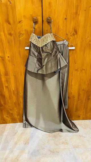 Traje de fiesta mujer marrón y dorado