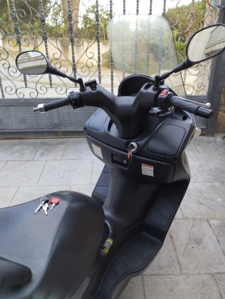 Suzuki Burgman 200cc