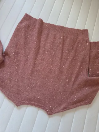 Jersey rosa con lentejuelas