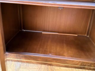 Mueble auxiliar chapa raíz madera