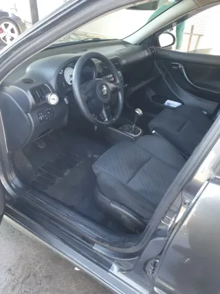 SEAT Leon 2004