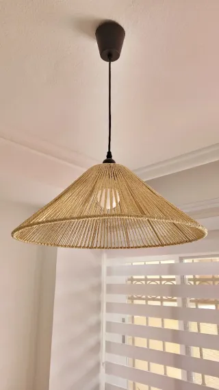Lámpara colgante de yute