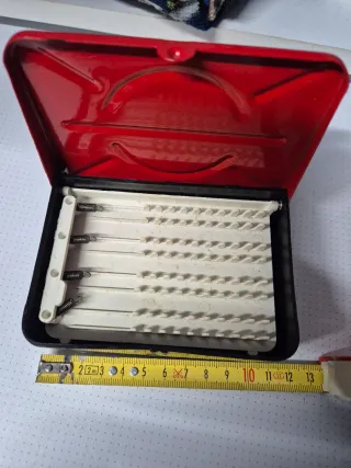 Contenitore esche artificiali pesca