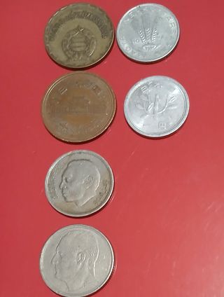 9 Monete SPL anni 70-80 Europa, Marocco, Giappone