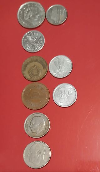 9 Monete SPL anni 70-80 Europa, Marocco, Giappone