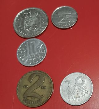 9 Monete SPL anni 70-80 Europa, Marocco, Giappone