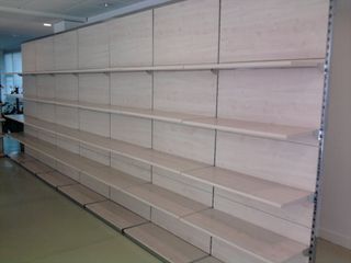 Scaffalatura autoportante 17 metri lineari