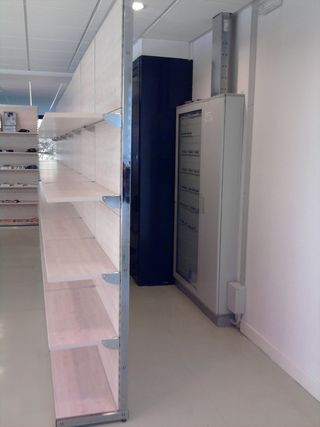 Scaffalatura autoportante 17 metri lineari