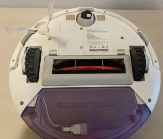 Robot aspirador Xiaomi Vacuum E12 y base de carga