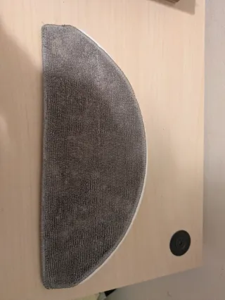 Robot aspirador Xiaomi Vacuum E12 y base de carga