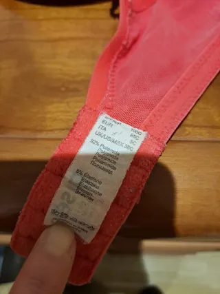 Sujetador rojo GISELA 100C