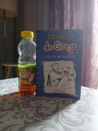Diario de Greg 2 - La ley de Rodrick: La ley de...