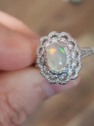 Anello Opale Etiope Naturale Moissanite Argento