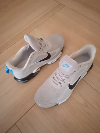 Zapatos Nike Hombre Gris.. nuevo