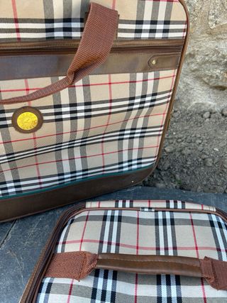 Bolso de viaje imitaciom burberrys