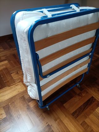 2 Letti pieghevoli con materasso 180x80