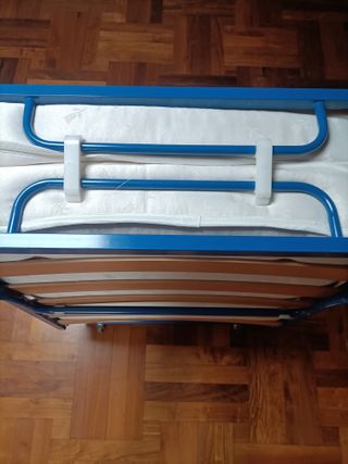 2 Letti pieghevoli con materasso 180x80