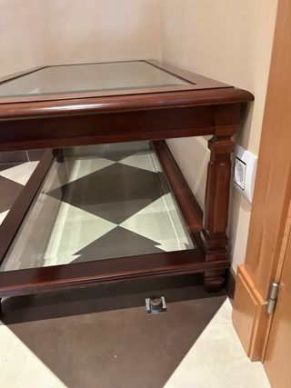 Conjunto de mesas bajas de madera