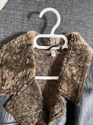 Abrigo piel negro con pelo