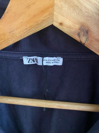 Polo Zara música beige y azul Talla M