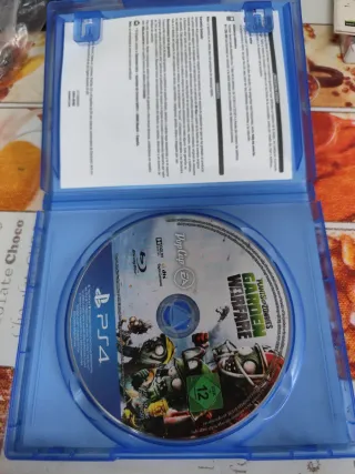 PS4 Plants vs Zombies: Garden Warfare