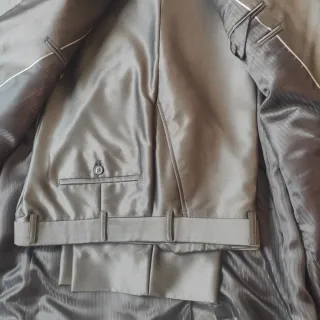 Traje de caballero talla 48