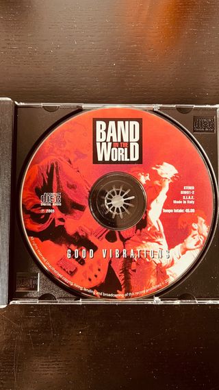 CD Band in the World Good Vibrations