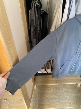 FB Sister Chaquetita Gris Talla M (oversize)