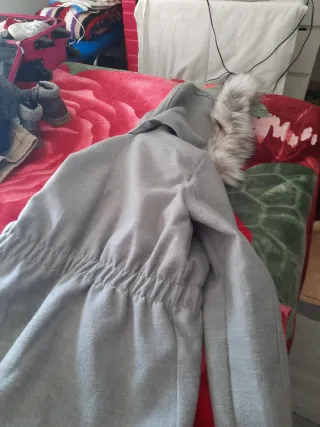 Abrigo ligero paño con capucha