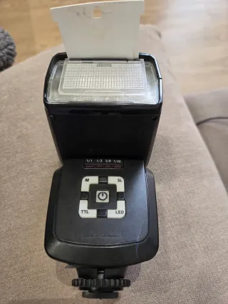 Treppiedi per fotocamere e flash #canon #panasonic