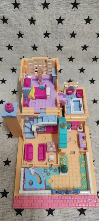 Casa Polly Pocket con piscina e giardino, anno 1994, con luce