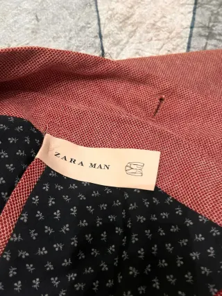 Americana Zara Man Talla 52 Rojo Jaspeado