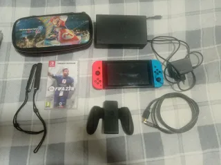 Nintendo Switch + FIFA 23 Legacy Edition