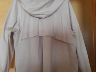 Gabardina beige mujer