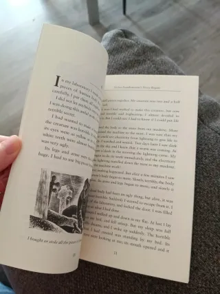 Oxford Bookworms Library: Level 3:: Frankenstei...