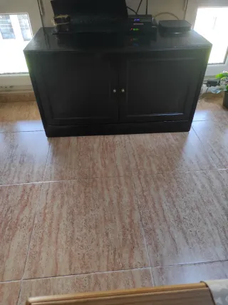 Muebles de madera negros salón