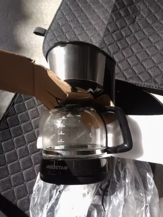 Cafetera Aigostar 1000W