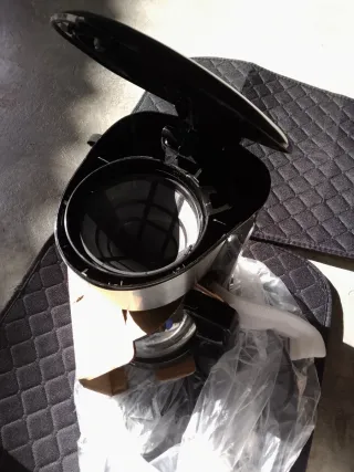 Cafetera Aigostar 1000W