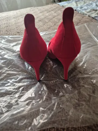 Zapatos tacón stiletto rojos talla 37