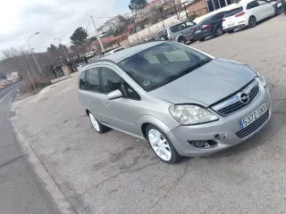 Opel Zafira 2009