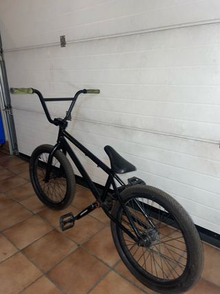 Bici BMX Negra