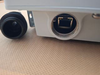 Access Point WIFI Ruckus T300 exterior standalone