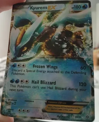 Carta Pokémon Kyurem EX 38/99