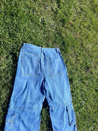 Pantalones vaqueros cargo anchos