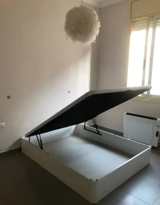 Canapé abatible blanco y negro