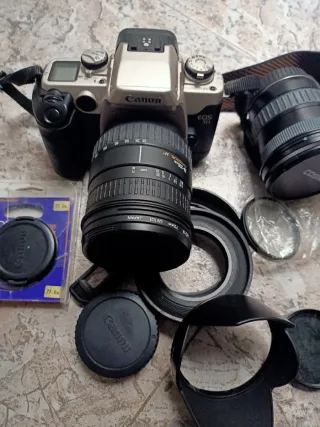 Consegna di fotocamere Canon, Nikon, Panasonic