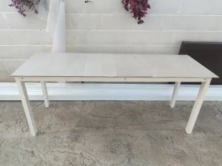 Mesa exterior metal y plástico