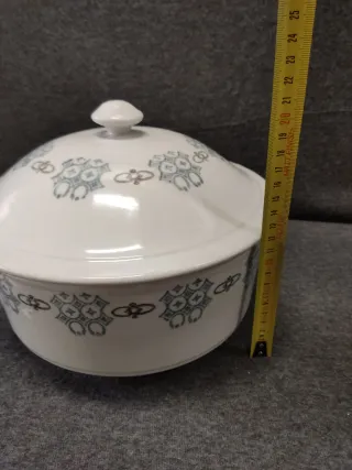 Gran sopera o legumbrera